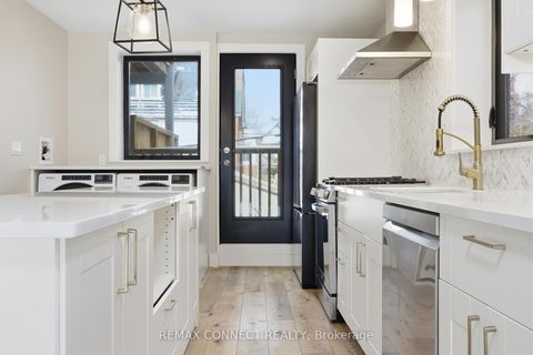 Photo 20 at 16 Rosemount Avenue, Wychwood, Toronto