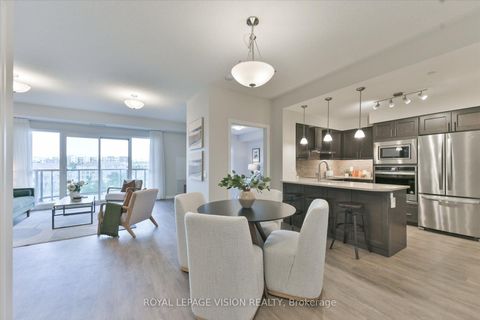 Photo 3 at 403 - 440 William Graham Drive, Rural Aurora, Aurora