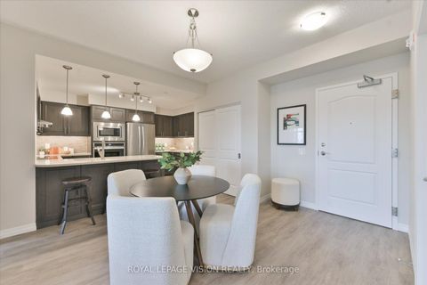 Photo 4 at 403 - 440 William Graham Drive, Rural Aurora, Aurora
