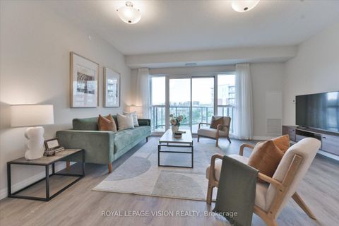 Photo 5 at 403 - 440 William Graham Drive, Rural Aurora, Aurora