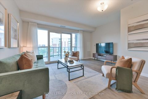 Photo 6 at 403 - 440 William Graham Drive, Rural Aurora, Aurora