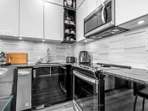Photo 8 at 1205 - 100 Eagle Rock Way, Rural Vaughan, Vaughan