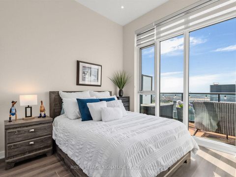 Photo 10 at 1205 - 100 Eagle Rock Way, Rural Vaughan, Vaughan
