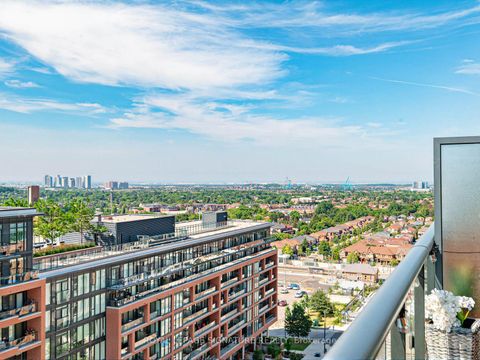 Photo 18 at 1205 - 100 Eagle Rock Way, Rural Vaughan, Vaughan