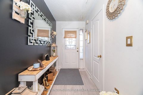 Photo 4 at 47 Triple Crown Avenue, Clairville, Toronto