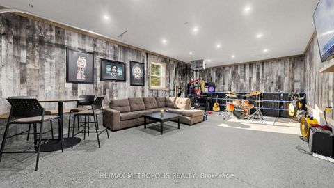 Photo 36 at 2739 IRETON Street E, Rural Innisfil, Innisfil