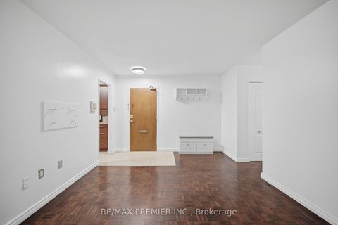 Photo 4 at 107 - 3460 Keele Street, York University Heights, Toronto