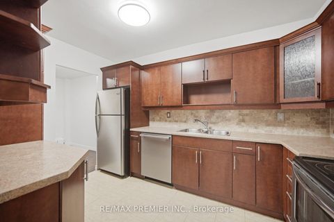 Photo 7 at 107 - 3460 Keele Street, York University Heights, Toronto