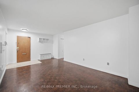 Photo 11 at 107 - 3460 Keele Street, York University Heights, Toronto