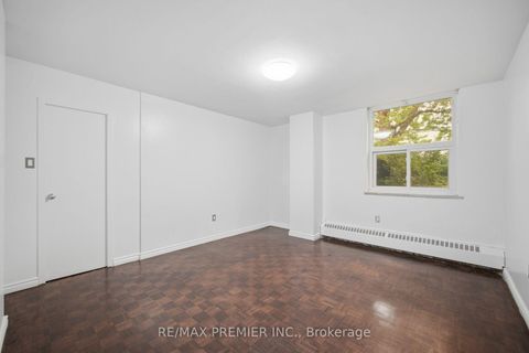 Photo 15 at 107 - 3460 Keele Street, York University Heights, Toronto