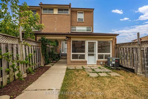 Photo 2 at 82 - 248 John Garland Boulevard, Clairville, Toronto