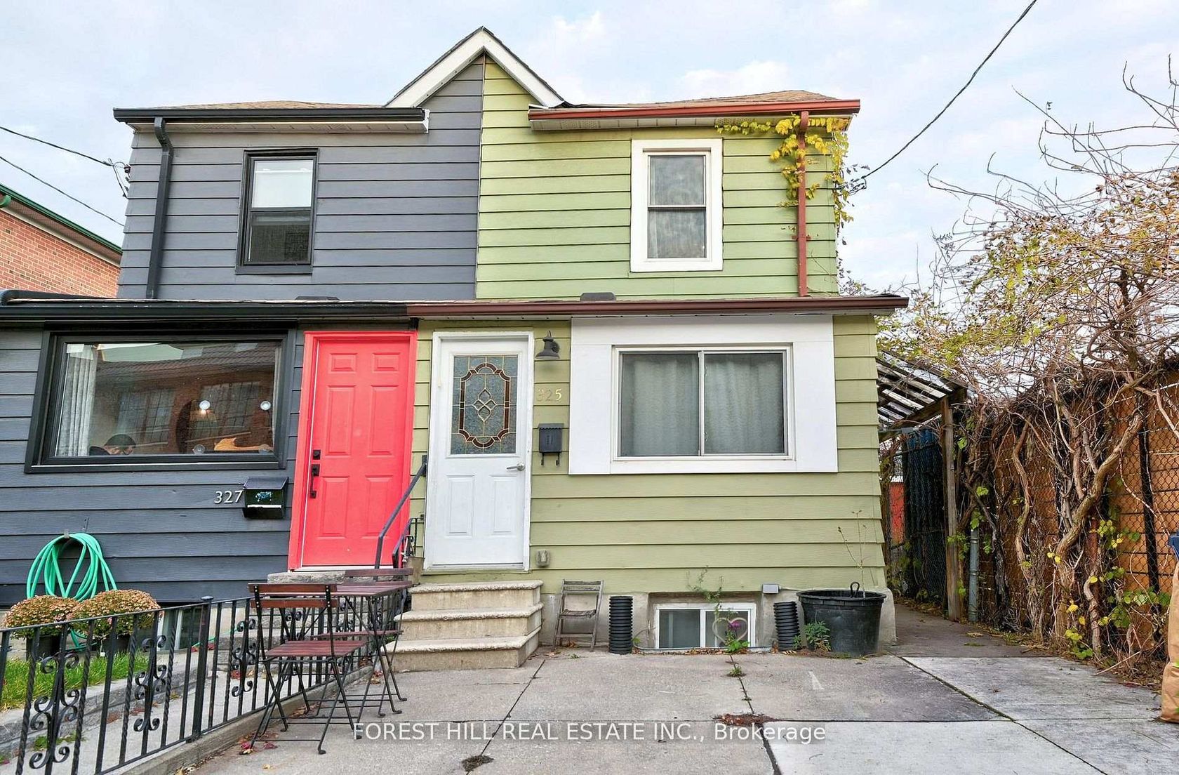 325 Westmoreland Avenue N, Junction, Toronto 