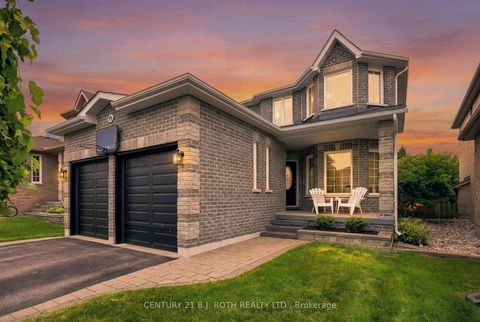 Photo 1 at 96 Penvill Trail, Ardagh, Barrie