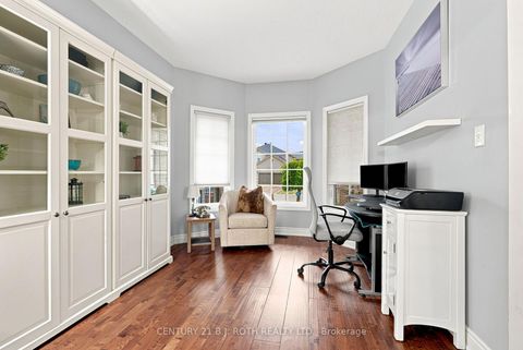 Photo 4 at 96 Penvill Trail, Ardagh, Barrie
