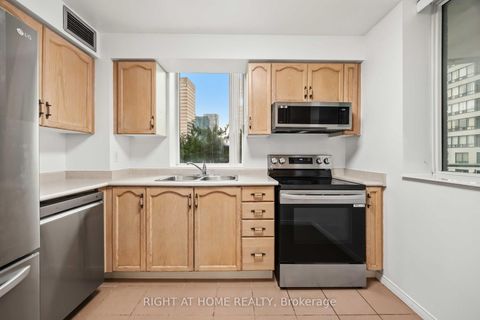 Photo 13 at 408 - 8 Pemberton Avenue, Newtonbrook East, Toronto