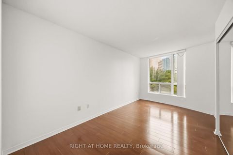 Photo 16 at 408 - 8 Pemberton Avenue, Newtonbrook East, Toronto