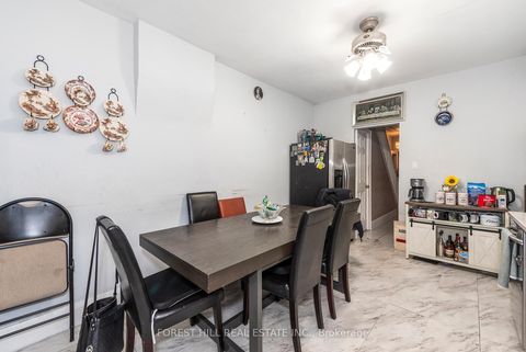Photo 3 at 413 Westmoreland Avenue N, Junction, Toronto