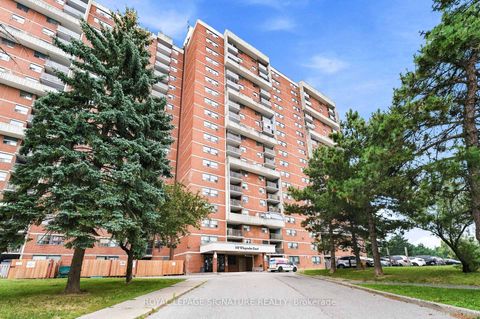 Photo 2 at 1807 - 100 Wingarden Court, Malvern, Toronto