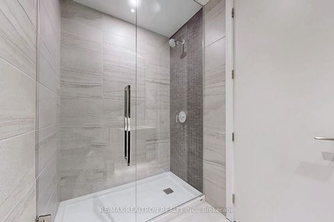 Photo 18 at 2001 - 81 Wellesley Street E, Yonge Corridor, Toronto