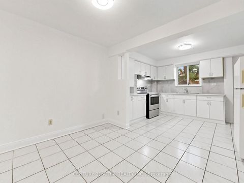 Photo 13 at 21 Mahoney Avenue, Mount Dennis, Toronto