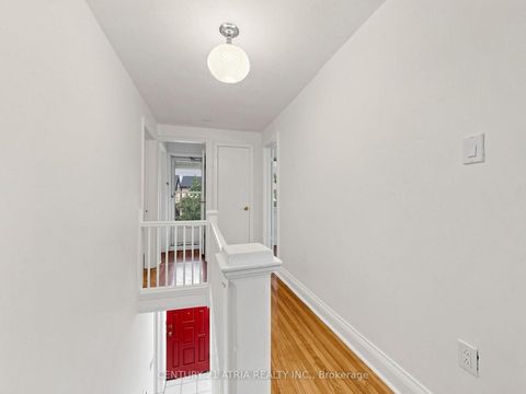 Photo 16 at 21 Mahoney Avenue, Mount Dennis, Toronto
