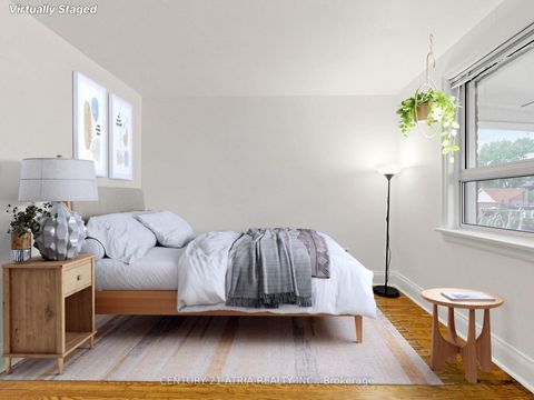 Photo 17 at 21 Mahoney Avenue, Mount Dennis, Toronto
