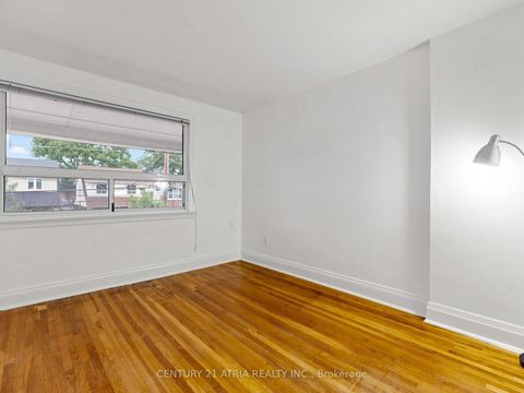 Photo 22 at 21 Mahoney Avenue, Mount Dennis, Toronto