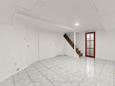 Photo 36 at 21 Mahoney Avenue, Mount Dennis, Toronto