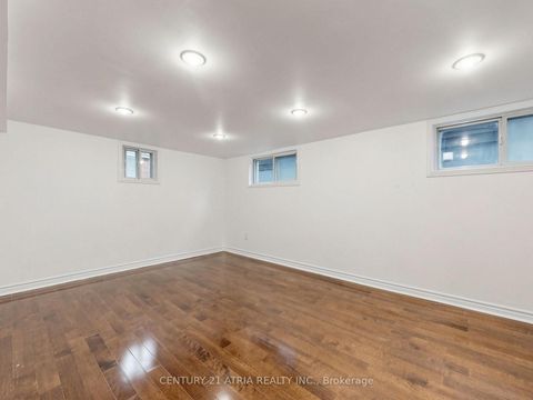 Photo 37 at 21 Mahoney Avenue, Mount Dennis, Toronto