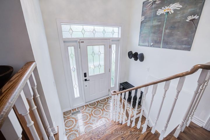 Photo 3 at 199 Chalfield Lane, Rathwood, Mississauga