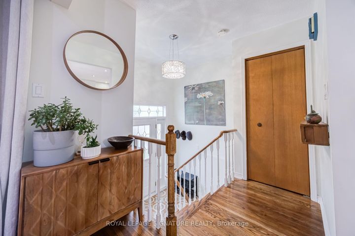 Photo 4 at 199 Chalfield Lane, Rathwood, Mississauga