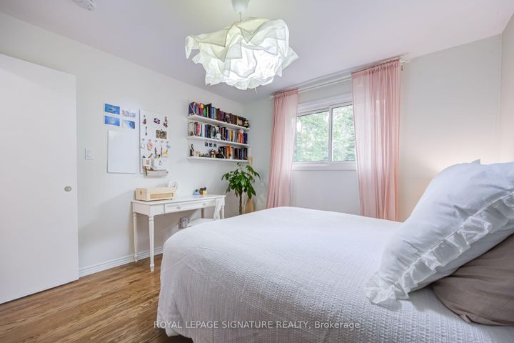 Photo 18 at 199 Chalfield Lane, Rathwood, Mississauga