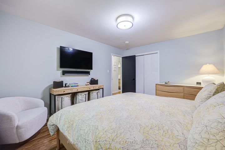 Photo 21 at 199 Chalfield Lane, Rathwood, Mississauga