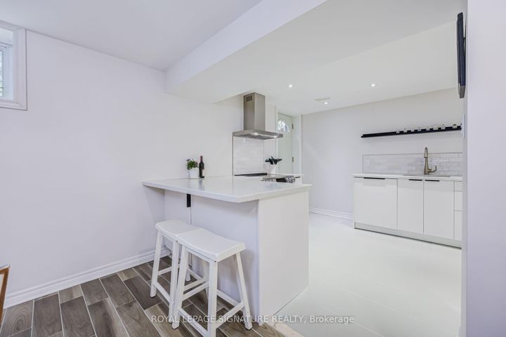 Photo 32 at 199 Chalfield Lane, Rathwood, Mississauga