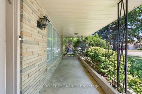 Photo 2 at 48 Kennard Avenue, Bathurst Manor, Toronto