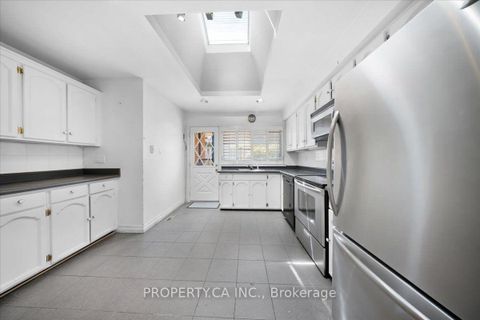 Photo 14 at 48 Kennard Avenue, Bathurst Manor, Toronto