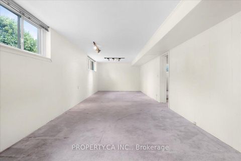 Photo 31 at 48 Kennard Avenue, Bathurst Manor, Toronto