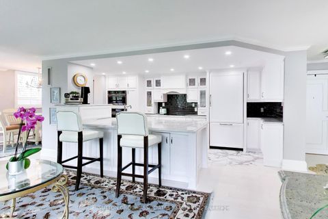 Photo 2 at 204 - 75 Wynford Hts Crescent, Don Mills, Toronto