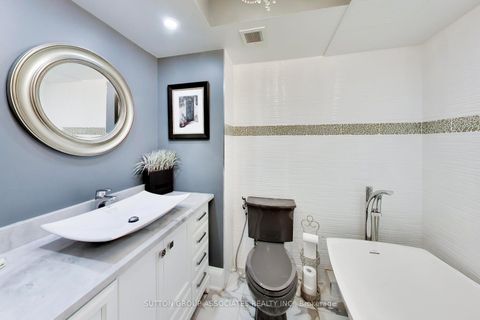 Photo 12 at 204 - 75 Wynford Hts Crescent, Don Mills, Toronto
