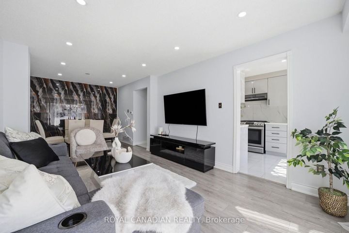Photo 10 at 3 Gilmore Drive, Madoc, Brampton