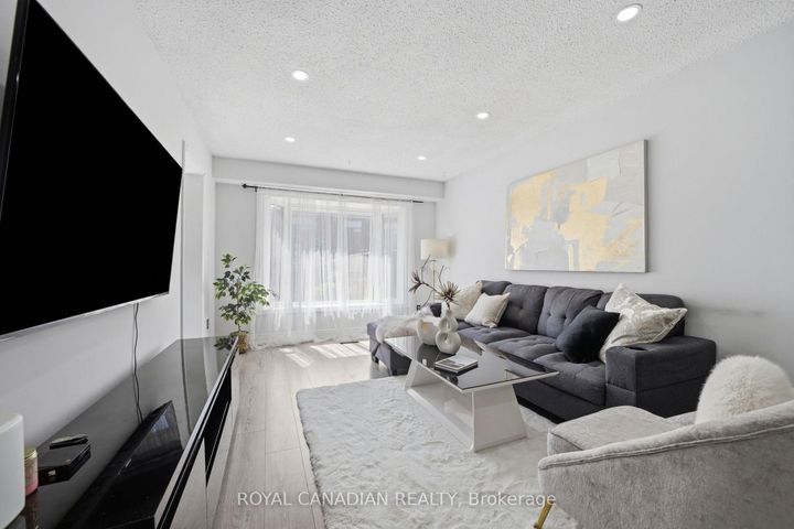 Photo 11 at 3 Gilmore Drive, Madoc, Brampton
