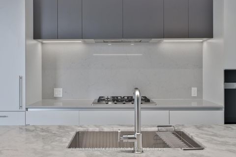 Photo 4 at 310 - 1414 Bayview Avenue, Mount Pleasant East, Toronto