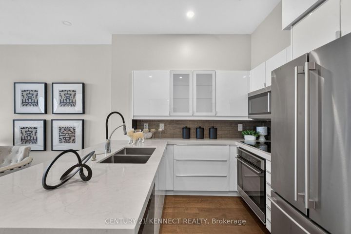 Photo 15 at 1514 - 2885 Bayview Avenue, Bayview Village, Toronto