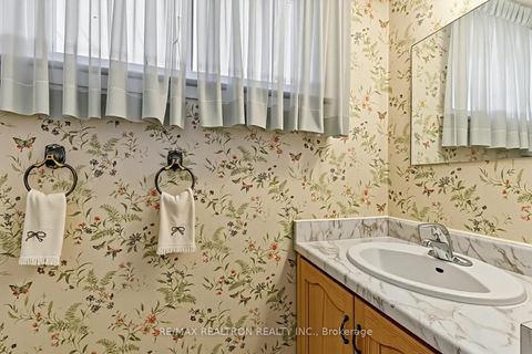 Photo 10 at 31 Griffen Drive, Malvern, Toronto
