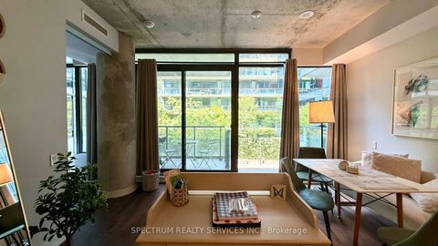 Photo 5 at 201 - 560 King Street W, Waterfront Communities C1, Toronto