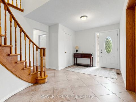 Photo 17 at 71 Canterbury Court, Harding, Richmond Hill