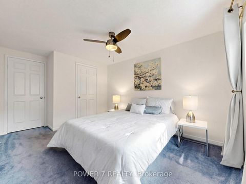 Photo 30 at 71 Canterbury Court, Harding, Richmond Hill