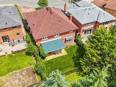 Photo 41 at 71 Canterbury Court, Harding, Richmond Hill