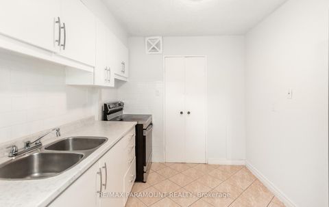 Photo 18 at 303 - 1881 Jane Street, Rustic, Toronto