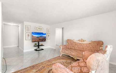 Photo 21 at 303 - 1881 Jane Street, Rustic, Toronto